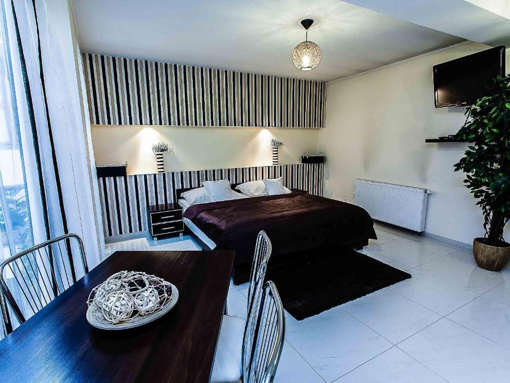 Aparthotel Apart-Lux à Bytom Extérieur photo