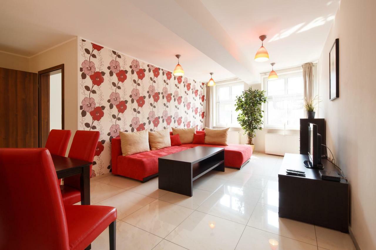 Aparthotel Apart-Lux à Bytom Extérieur photo
