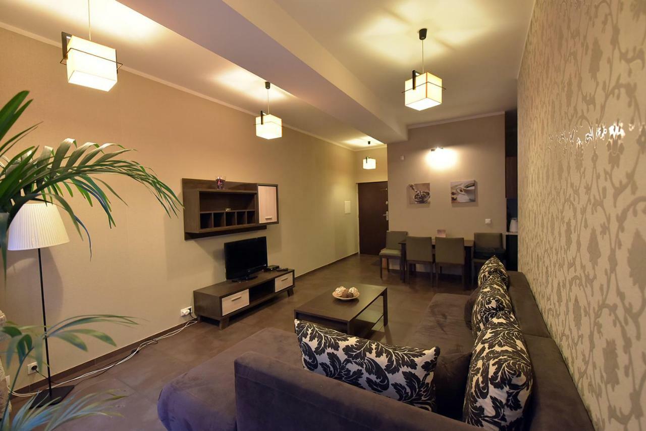 Aparthotel Apart-Lux à Bytom Extérieur photo